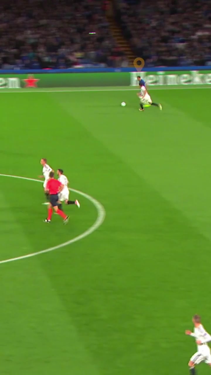 扎帕科斯塔足球有时候可以是一个人的运动