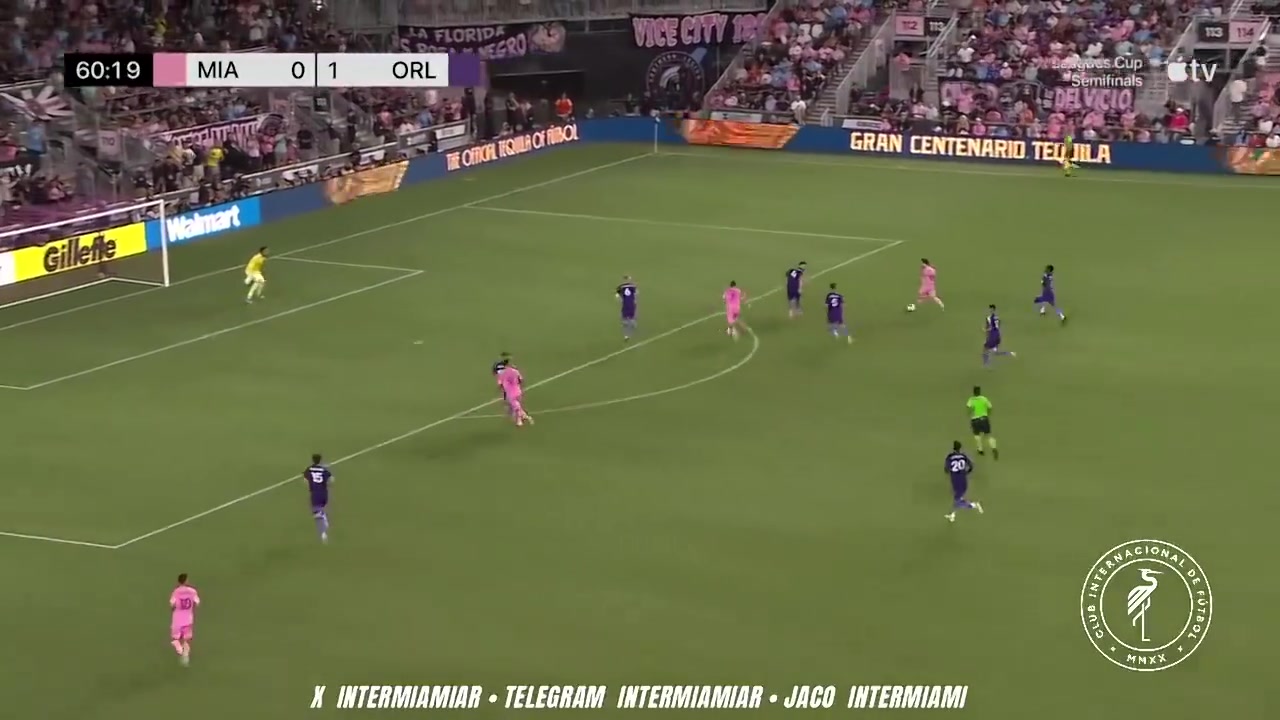 世界名画梅西这次盘带拿球遭奥兰多城近半数球员防守