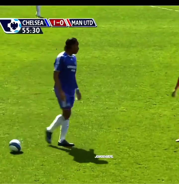 当年切尔西v曼联这一幕太经典德罗巴鲁尼还有替补上场C罗