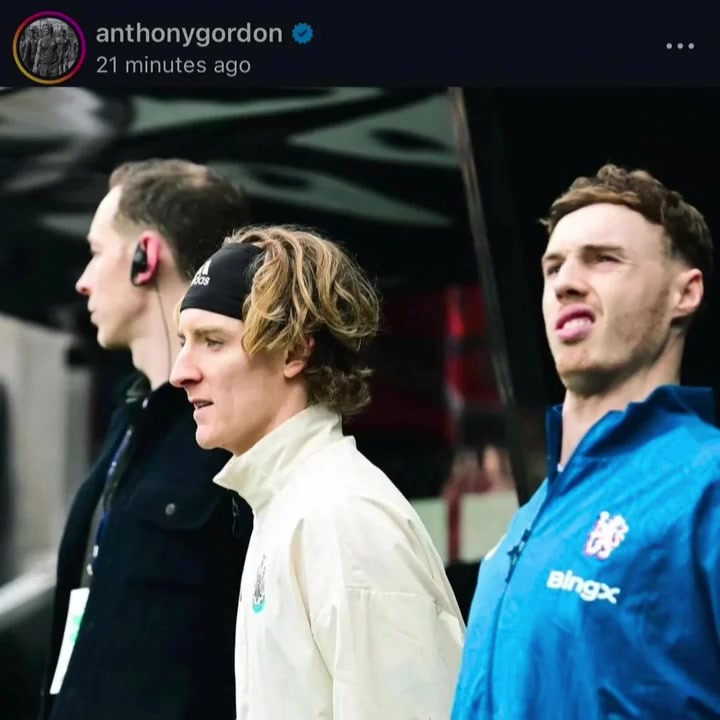 故意的还是不小心戈登晒照与切尔西的比赛照片里的帕尔默